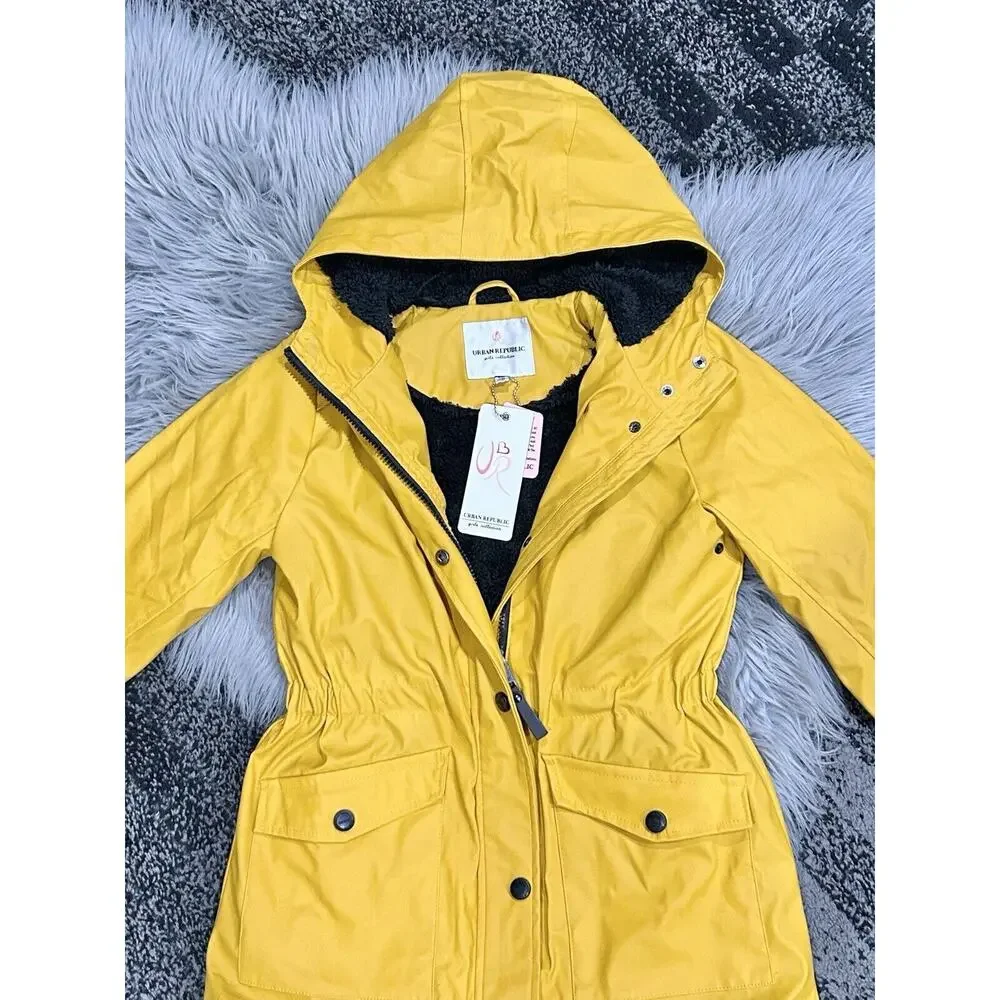 Urban Republic Girls Water Resistant Faux Fur Lined Yellow Coat 10/12Y‎ MSRP $99
